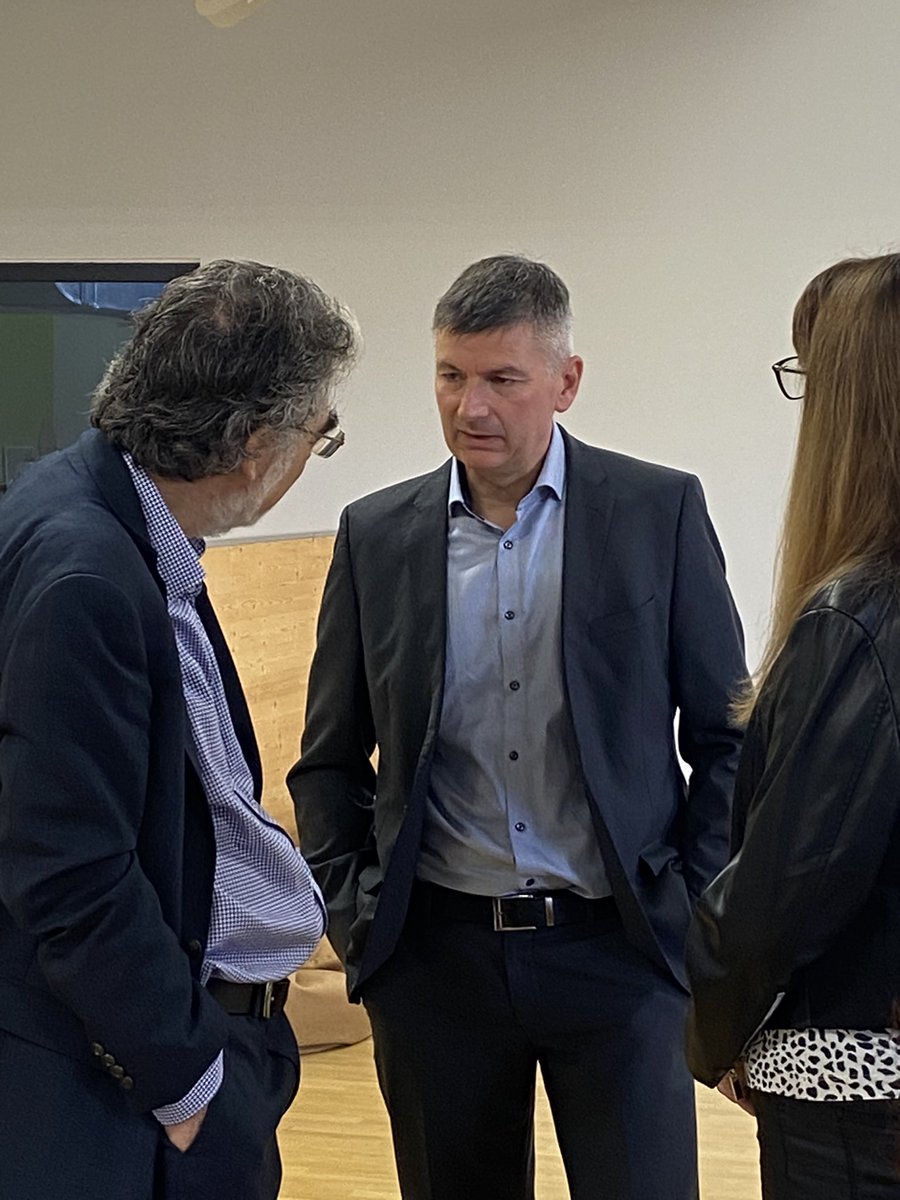 Documenting and discovering #excellence in #TVET with a magic team including <a href="/evtaeu/">European Vocational Training Association - EVTA</a> and <a href="/etfeuropa/">European Training Foundation 🇪🇺</a> beside <a href="/Ef_VET/">EfVET</a>. We start today a on-site visit to pilot the #ISATCOVE scoreboard of excellence at the #ŠolskiCenter in Nova Gorica.