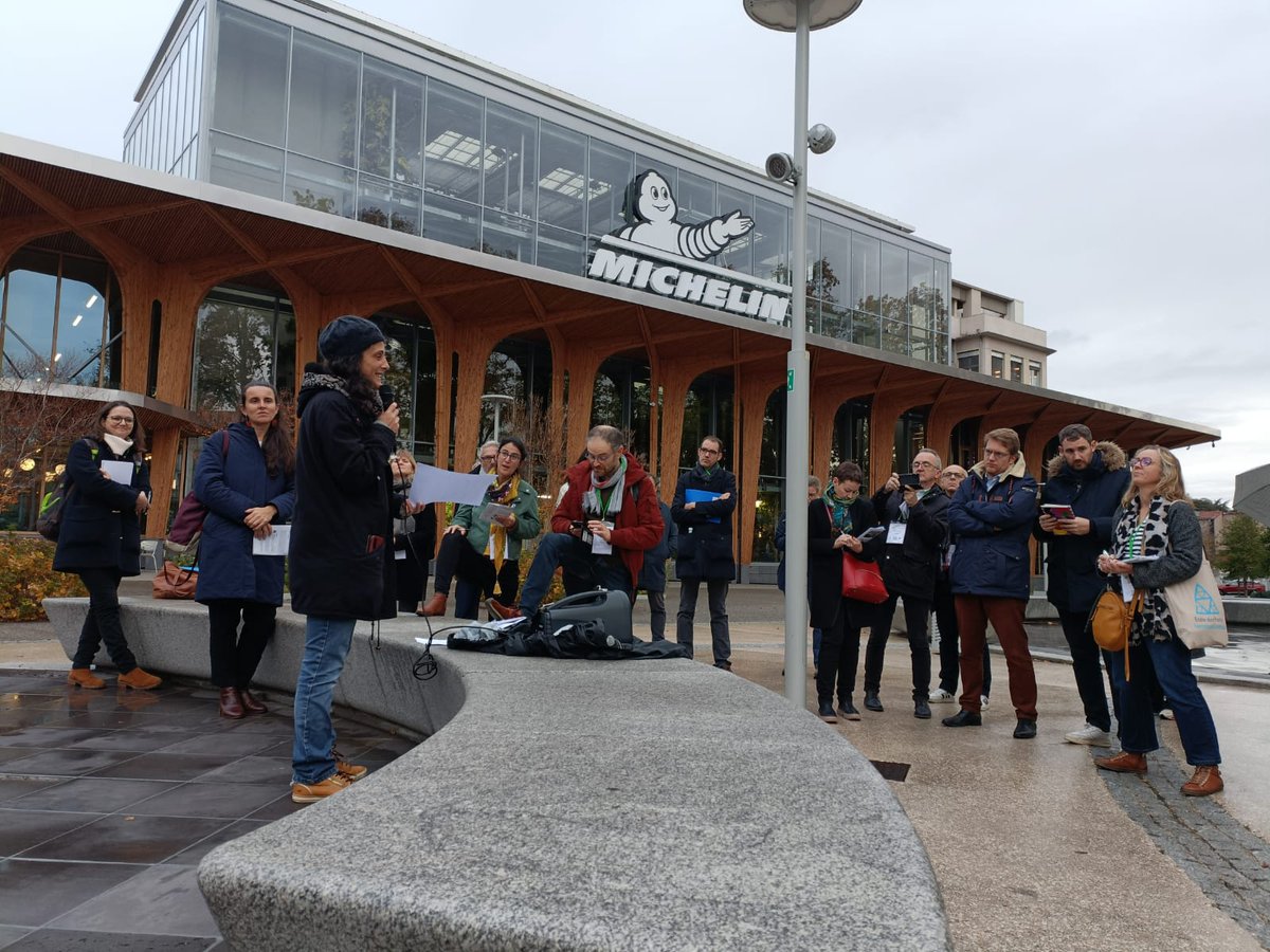 Fnau_urba's tweet image. #Fnau44 Journée consacrée à 10 explorations dispersées dans la métropole clermontoise et ses environs. Chacune est une invitation à qualifier les indices de la recomposition culturelle liée à la réorientation écologique et à énoncer collectivement de nouveaux repères pour demain.