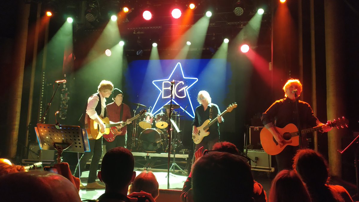 elsotaescala's tweet photo. RECOMANACIÓ SINCERA a tot MELÒMAN de les poques ZONES on tocaran aquests 5 SENYORS. NO US HO PERDEU! #JodyStephens BIG STAR #PatSansone WILCO #JonAuer POSIES #MikeMills REM #ChrisStamey DB's; FASCINANT RESURRECCIÓ ESCÈNICA del CANÇONER i l'ESPERIT dels #BigStar.
GRANDIÓS CONCERT! https://t.co/t0LgCcyrMO