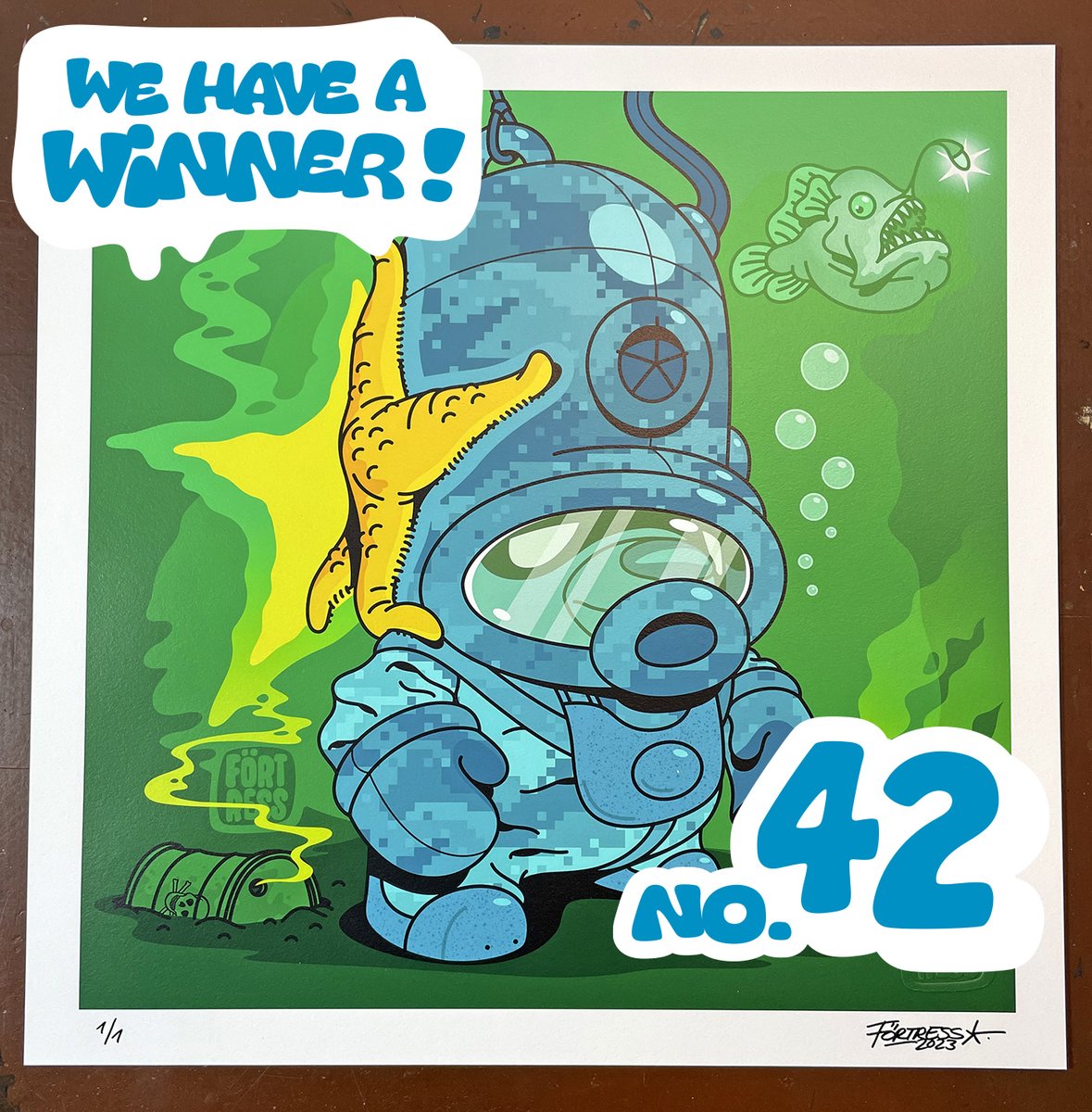 We - Have - A - Winner!

Congratulation to the owner of "Deepsea Commando Trooper No.42"!
Please head over to our Discord #linkinbio to see all the informations!
Thank you all who have taken part in our raffle to win this 1-1 art print by <a href="/FlyingFortress_/">Flying Förtress</a> 

#teddytroops #artprint