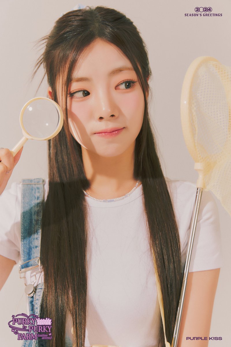 RBW_PURPLEKISS's tweet photo. [#퍼플키스]  

퍼플키스(PURPLE KISS) 
2024 SEASON’S GREETINGS

🔹 CONCEPT PHOTO 🔹

▫ NA GO EUN ▫
▫ DOSIE ▫
▫ IREH ▫

📍 예약 판매 기간
✔ ~ 2023.11.21 (화) PM 3:00

📍 비젠트몰
✔ https://t.co/i7ttJ4w7qp

#PURPLE_KISS #시즌그리팅
#고은 #도시 #이레
#GoEun #Dosie #Ireh
#PURKY_PURKY_FARM