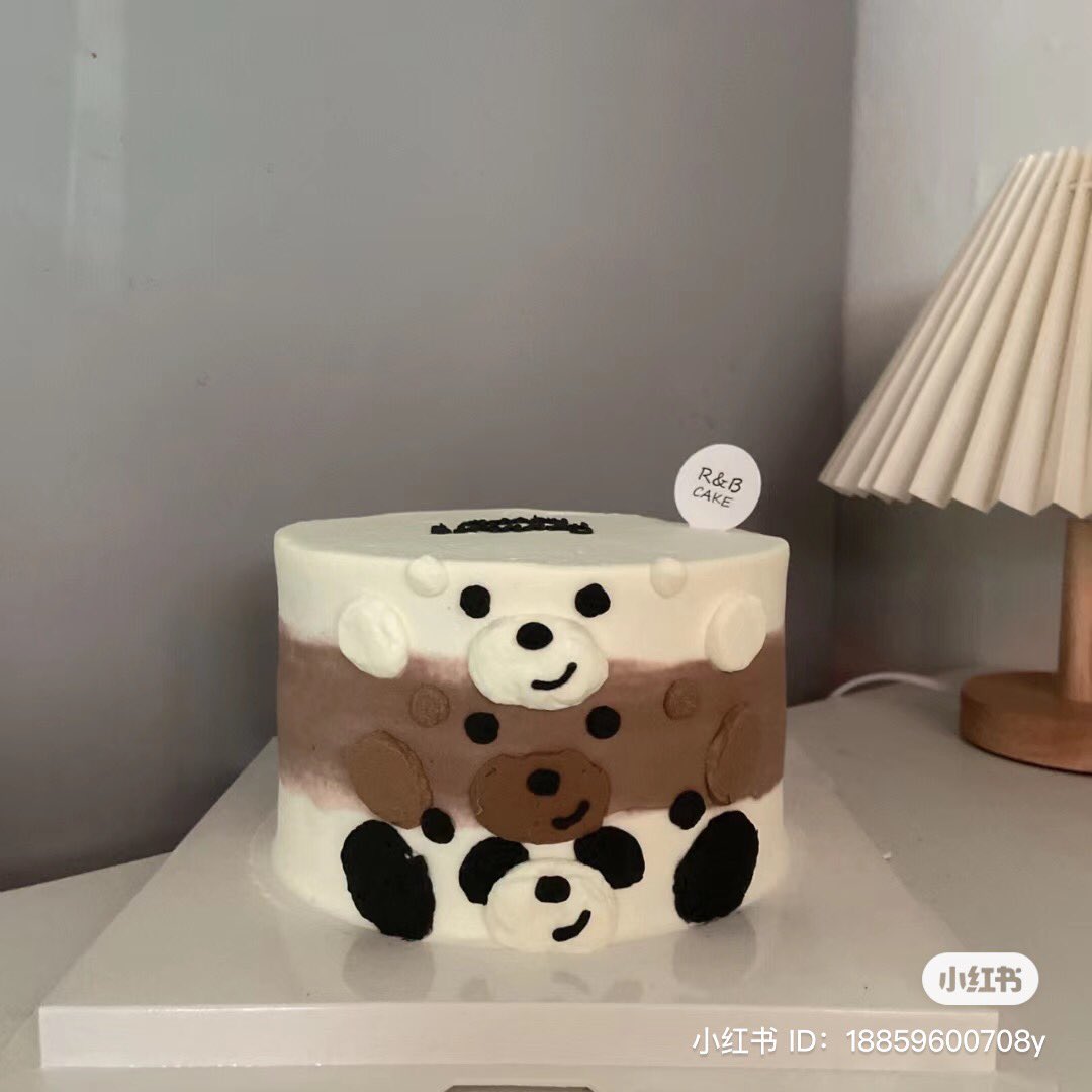 sweetxdessert's tweet photo. Stacked bear cake is so cute https://t.co/lHX5cU49VU