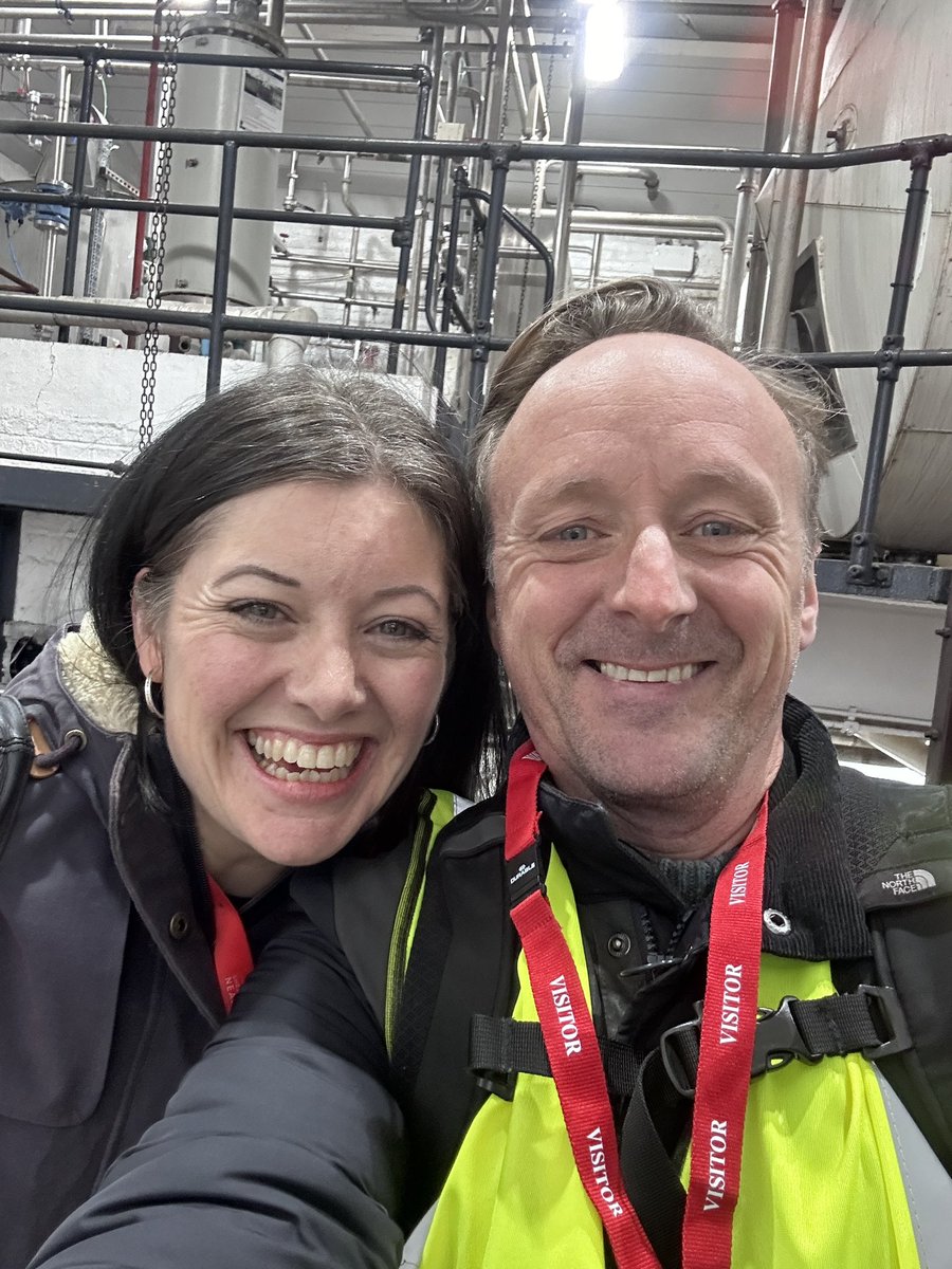 Laurence tweet media