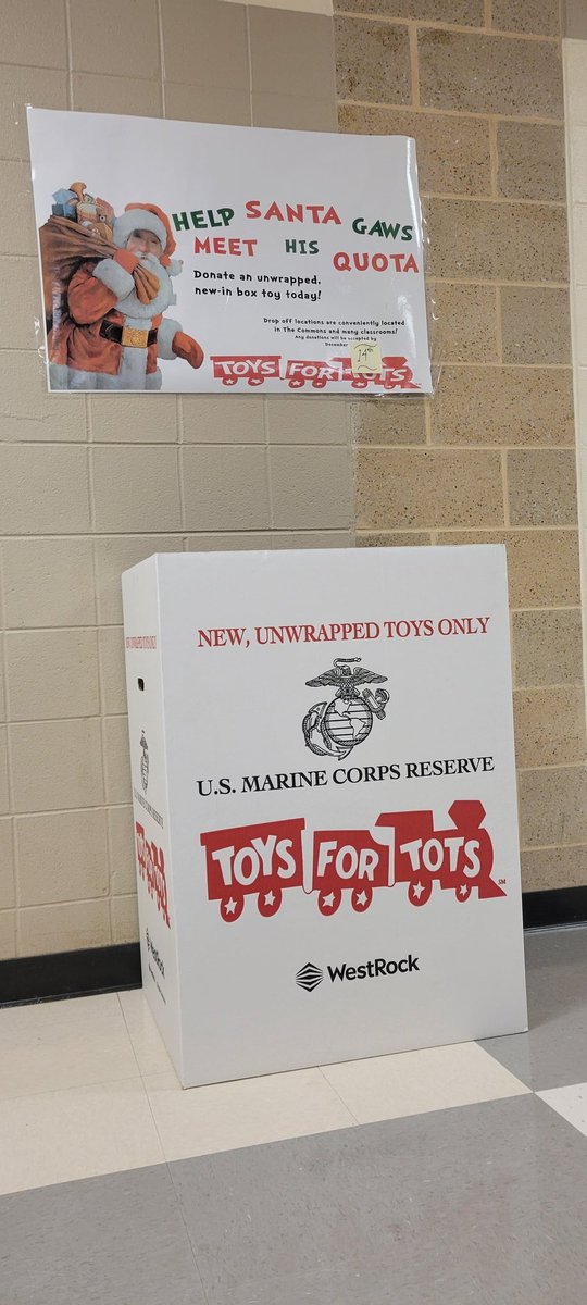 BobaGaw's tweet photo. #BetterTogether GHHS and Toys for Tots 11/15 - 12/14. Goal is 10 boxes filled with new toys! @Green_Hope_High @theghfalcon Santa Gaw is waiting! And you know how he doesn't like to wait! https://t.co/fkeoPr7VOS