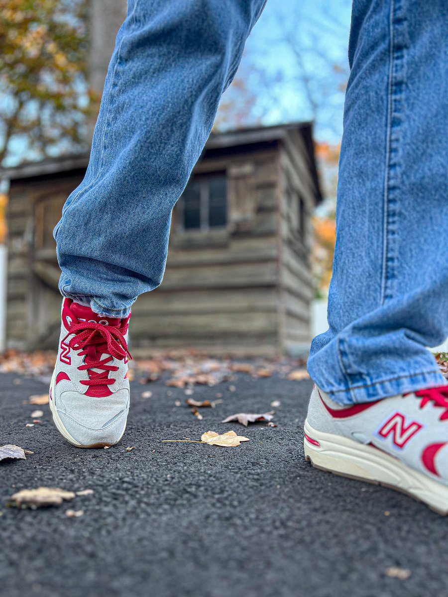 brttniann's tweet image. #KOTD : Kith x 1700 ‘Canada Pack - Marshmallow’ 🇨🇦

Congrats to everyone who copped the AMA 5 ‘Dawn’ yesterday! I’m hoping to get my hands on the ‘Dusk’ 🍀🤞🏾

#atmoscollectorsclub #kicks #newbalance #PhotographyIsArt #yoursneakersaredope #kith