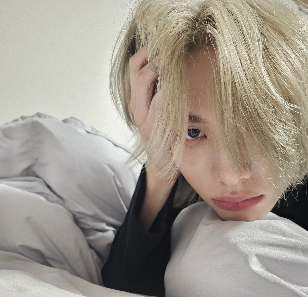 skzwithstay8's tweet photo. 🥟 - 💫
[161123] 10:47 PM KST https://t.co/wDYgCJcmZ8