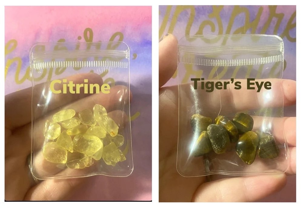 $5 CRYSTAL BUNDLES ANYONE??? 
FREE US SHIPPING!!!!! 💎
merikurocreations.bigcartel.com/product/crysta…