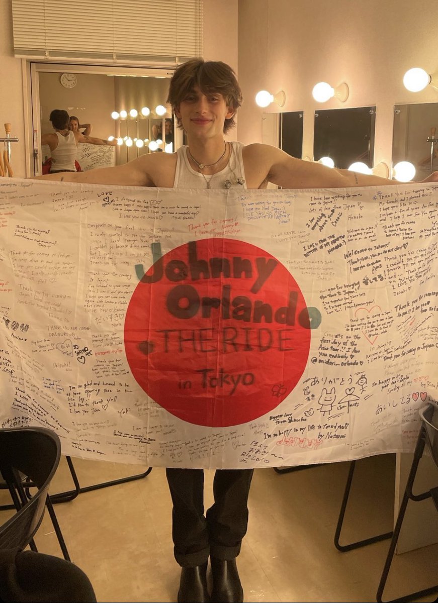 LIVEお疲れ様でした！
ジョニーの初来日公演はいかがでしたか？✨
スタンディングでのLIVEは押し合いが発生しやすいですが、全く押されずに最後まで安全に楽しむことができたといった声が多数寄せられてきています！😌🍀
皆さんご協力ありがとうございました😭❤️
#ジョニーオーランド　#JohnnyOrlando