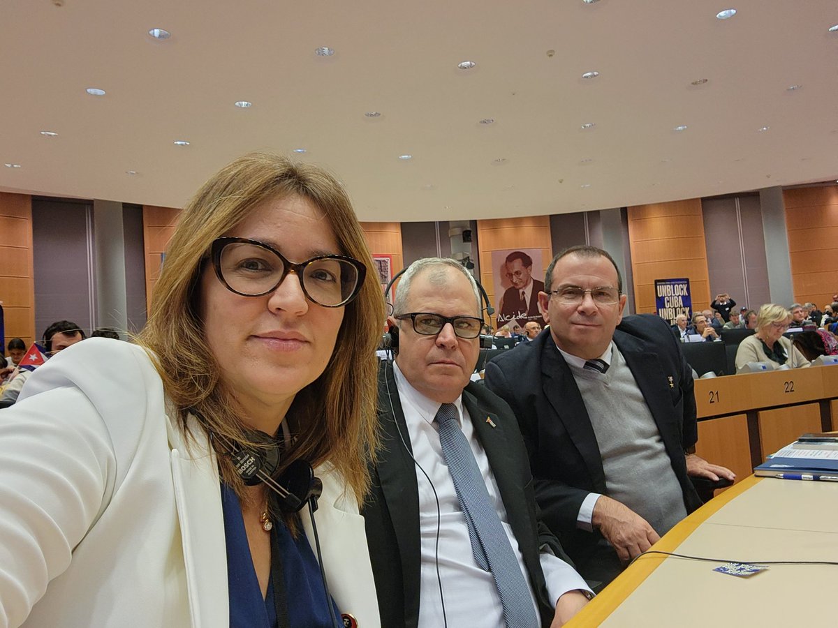 HomeroAcostaA's tweet photo. Participamos #AHORA en inicio de Tribunal Internacional sobre el bloqueo de #EEUU vs #Cuba.

Los fiscales presentan la acusación por las violaciones de la legalidad internacional y los efectos en la vida del pueblo cubano.

#MejorSinBloqueo 
#UnblockCuba 
#Unblockus https://t.co/hf7kgbdSp6