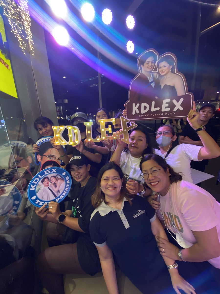 emquijano16's tweet photo. Again, thank you so much team live! Grabe kahit biglaang mga ganap palagi kayong maasahan. Salamat sa pagmamahal sa #KdLex
KDLEX AT KuyaJs MediaEvent
#ChristmasMasayasaKuyaJ #KuyaJ https://t.co/9RcdfLy8Tr