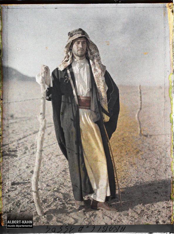 TheOldBahrain's tweet photo. Friday 2nd March 1918: Another 105 year old portrait of Fayz Bey el Azm (companion of Prince Faisal) restored by BabelColour + original colour photo by Paul Castlenau. 
#theoldbahrain #babelcolour https://t.co/WlHApiLU6R