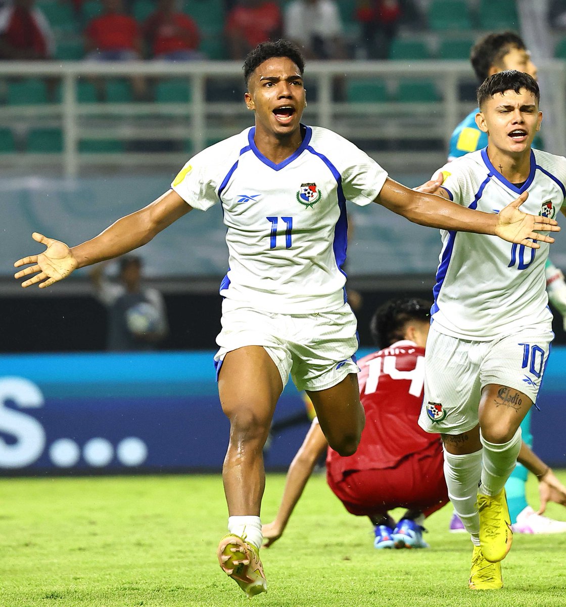 leoaguilar_29's tweet photo. ¡OLDEMAR CASTILLO JIMÉNEZ!

El mejor jugador de Panamá 🇵🇦 en el mundial U17. El chico de Panamá viejo fue el alma de este equipo anotando además los únicos dos goles del torneo, y dos golazos.

@sportingsmfc tiene un talentazo en sus filas y esperemos poder seguir escuchando de él en el futuro. 17 años para Castillo.