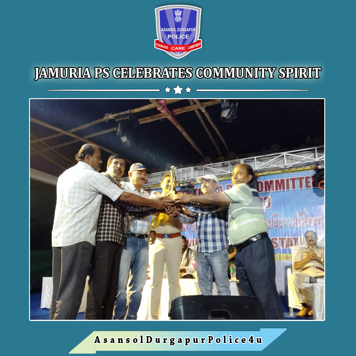 Cpadpc's tweet photo. Honouring the festive spirit, Jamuria PS hosted a special felicitation program celebrating Durga Puja & Muharram. 200 Sarees & 50 Helmets were distributed to the needy persons in presence of esteemed dignitaries.
#FelicitationProgramme #ComunityCelebration
#ADPC @WBPolice https://t.co/GBkvdcQ4OS