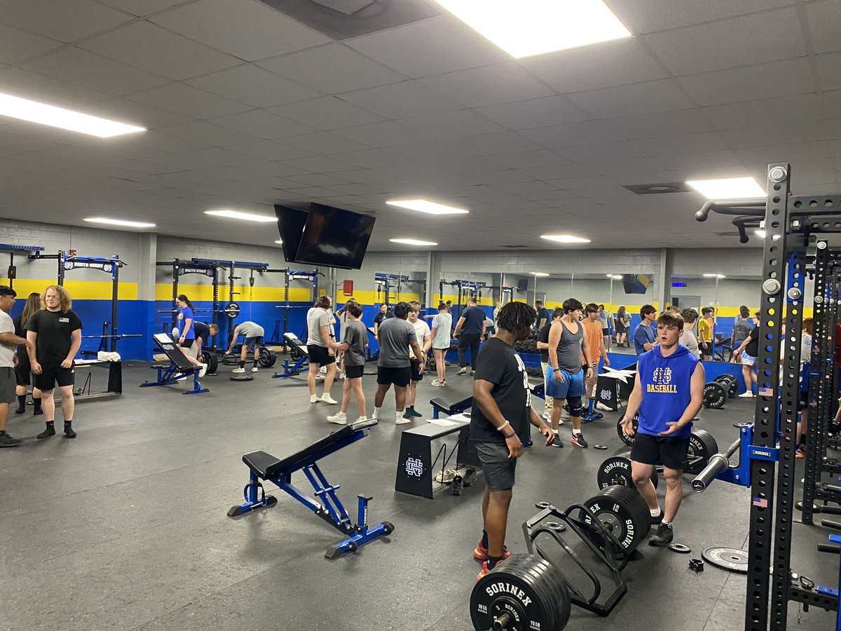 <a href="/NorthSurryFB/">North Surry Football</a> is looking to add an assistant coach this season. Preferably WR or DB. If interested, DM or email resumes to smithjac@surry.k12.nc.us

2023 ➡️ 7-4, 6-0 in FH2A. 
Returning 16 of 22 starters. 
(JV➡️ 16-3 over the last 2 years) 
Top notch facilities
-Turf Field