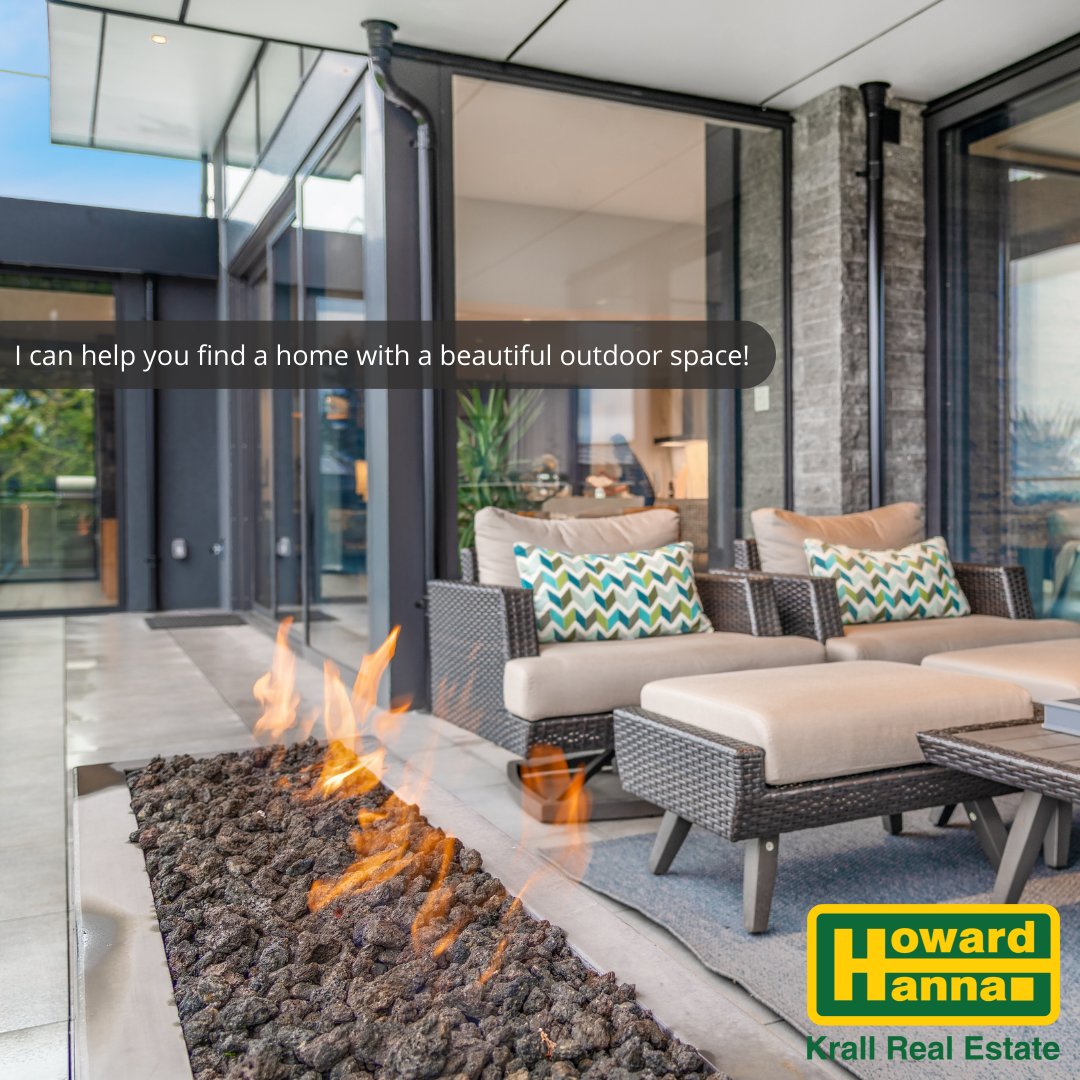 raymaillet's tweet photo. There's still plenty of outdoor time before the winter cold and winds arrive.  Let me help you find that house that has a great outdoor space!
#buyandsellwithray
#HowardHannaKrall
#howardhanna
#DreamHome
#OutdoorLiving https://t.co/pe46OEZhMF