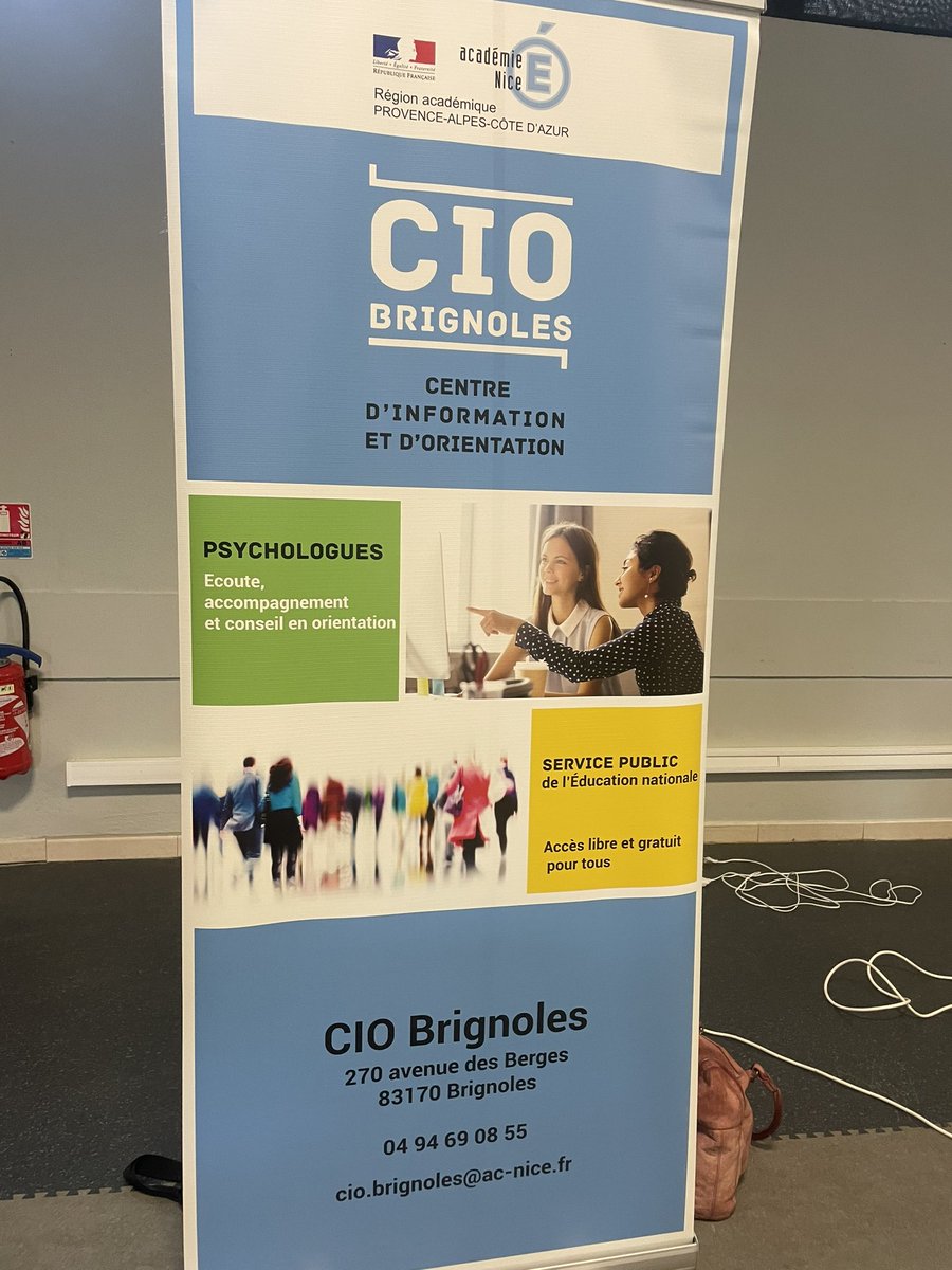 valpin83's tweet photo. C’est parti pour la 2ème édition du Salon des solutions de Brignoles ! Une co-construction Éducation nationale et Partenaires à l’écoute des jeunes. 
#mlds #CIO #ML @UNmissionlocale @ardmlpaca https://t.co/D4zDcUdV2t