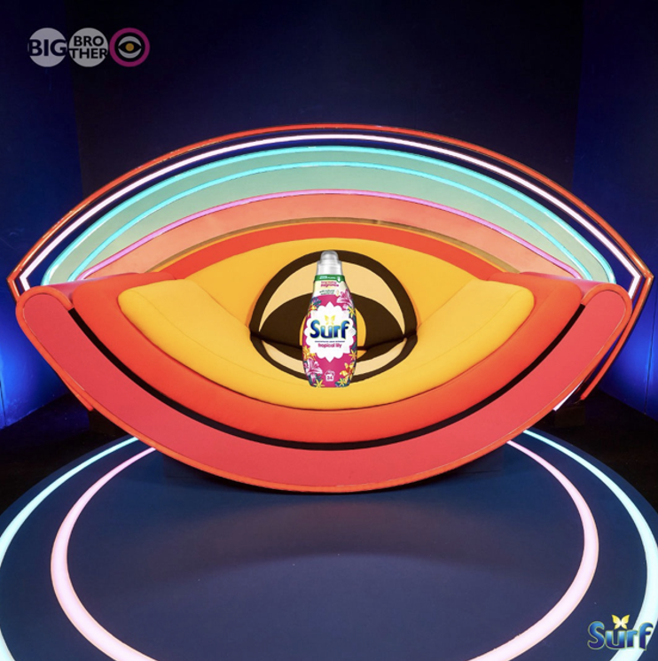 2:14pm and Surf Tropical Lily has come to diary room ...🤣📷 #BBUK📷 #OfficialLaundryPartner