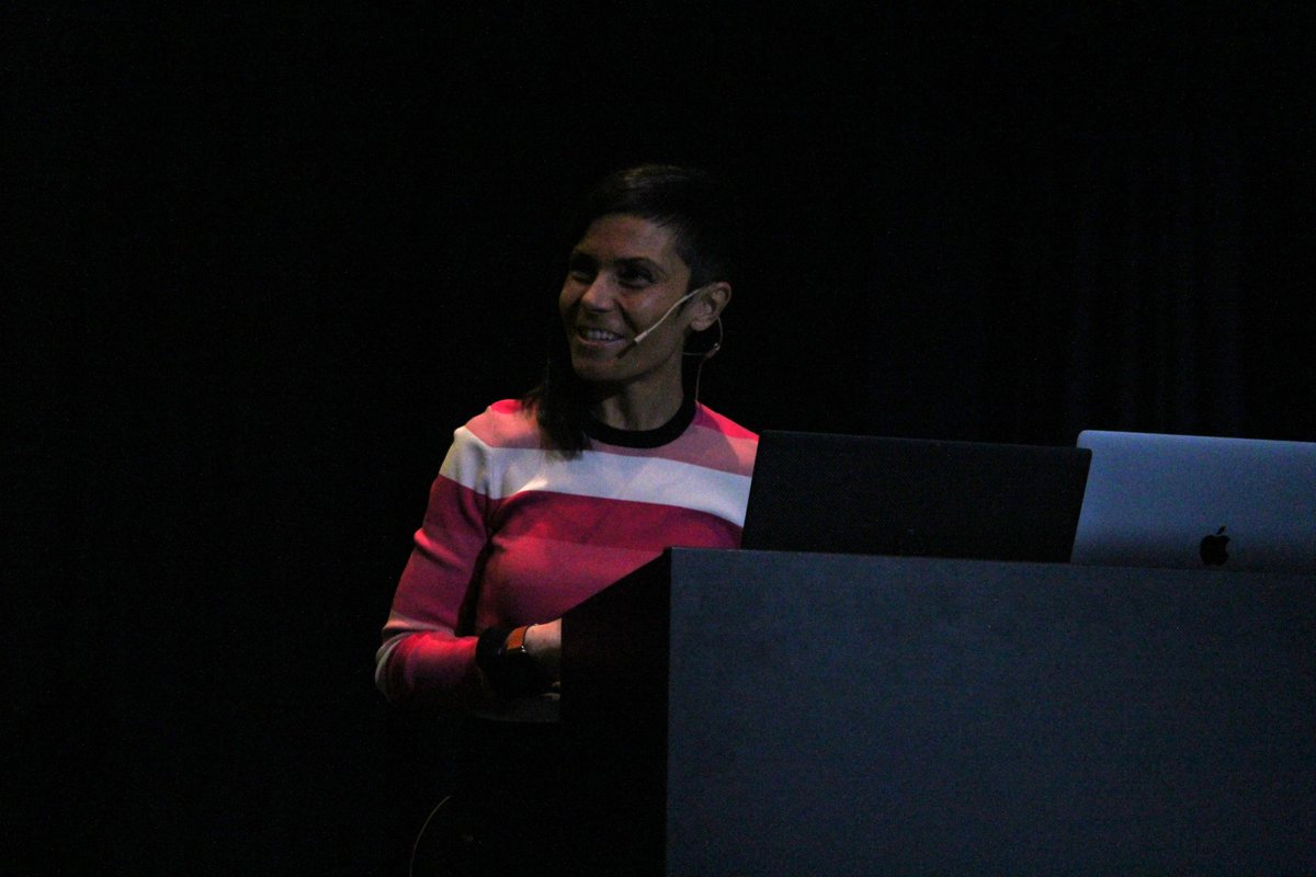 Research Centre for Responsible Media Technology (@sfimediafutures) on Twitter photo Thank you Esther Paniagua (<a href="/e_paniagua/">Esther Paniagua (she/her)</a>) for your interesting talk on the future of journalism in the AI age. Soon the panel on Gen AI & AI Policy will start with Andreas Bengtsson, Ricardo Baeza-Yates,
Esther Paniagua and Marija Slavkovik. Thank you Esther Paniagua (<a href="/e_paniagua/">Esther Paniagua (she/her)</a>) for your interesting talk on the future of journalism in the AI age. Soon the panel on Gen AI & AI Policy will start with Andreas Bengtsson, Ricardo Baeza-Yates,
Esther Paniagua and Marija Slavkovik.