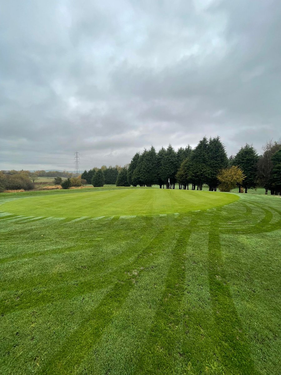LukeHgolf's tweet photo. Teamworks makes the Dream Work!
All Greens cut despite the heavy rain we have had all week. Leaves cleared in front of the 18th Fantastic effort by the team today! 🔥⛳✅
#Castlehawk #CHGC #teamwork #freshcutt #improvments @castlehawkGC https://t.co/hL7OmlfLki