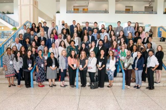 Time is running out to apply for the 2024 Futures Program, which exposes fellows, residents, advanced practitioners, and more to the many career opportunities in #PALTC medicine. Join us at #PALTC24 in San Antonio, TX; apply by November 20: bit.ly/3qDK3WR