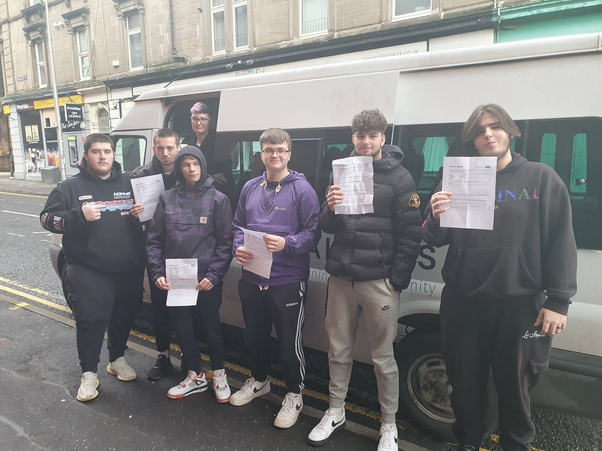 Our Angus 16+ team finishing there course with a bang 🎉 passing there cscs test @AngusCouncil @apprentice_scot @CITB_UK @ColemanDundee @Craig4TheFerry @dundee_angus @DundeeCouncil @ShonaRobison @shewittDA @scotent Well done 👏