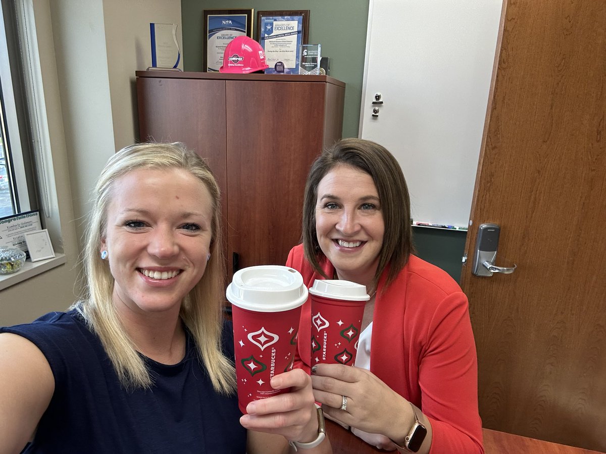 Fa-la-la-la-la-ing on #RedCupDay!