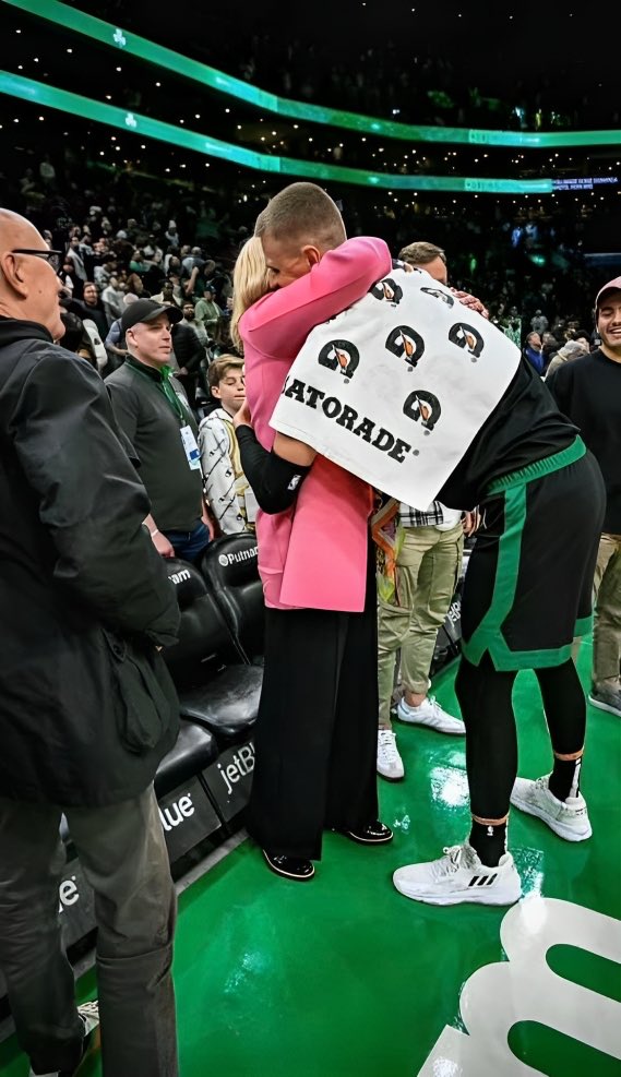 Family first. 💚

Kristaps’ mom and brother visiting him in Boston. 

#DifferentHere 📸 <a href="/kporzee/">Kristaps Porzingis</a> IG Story