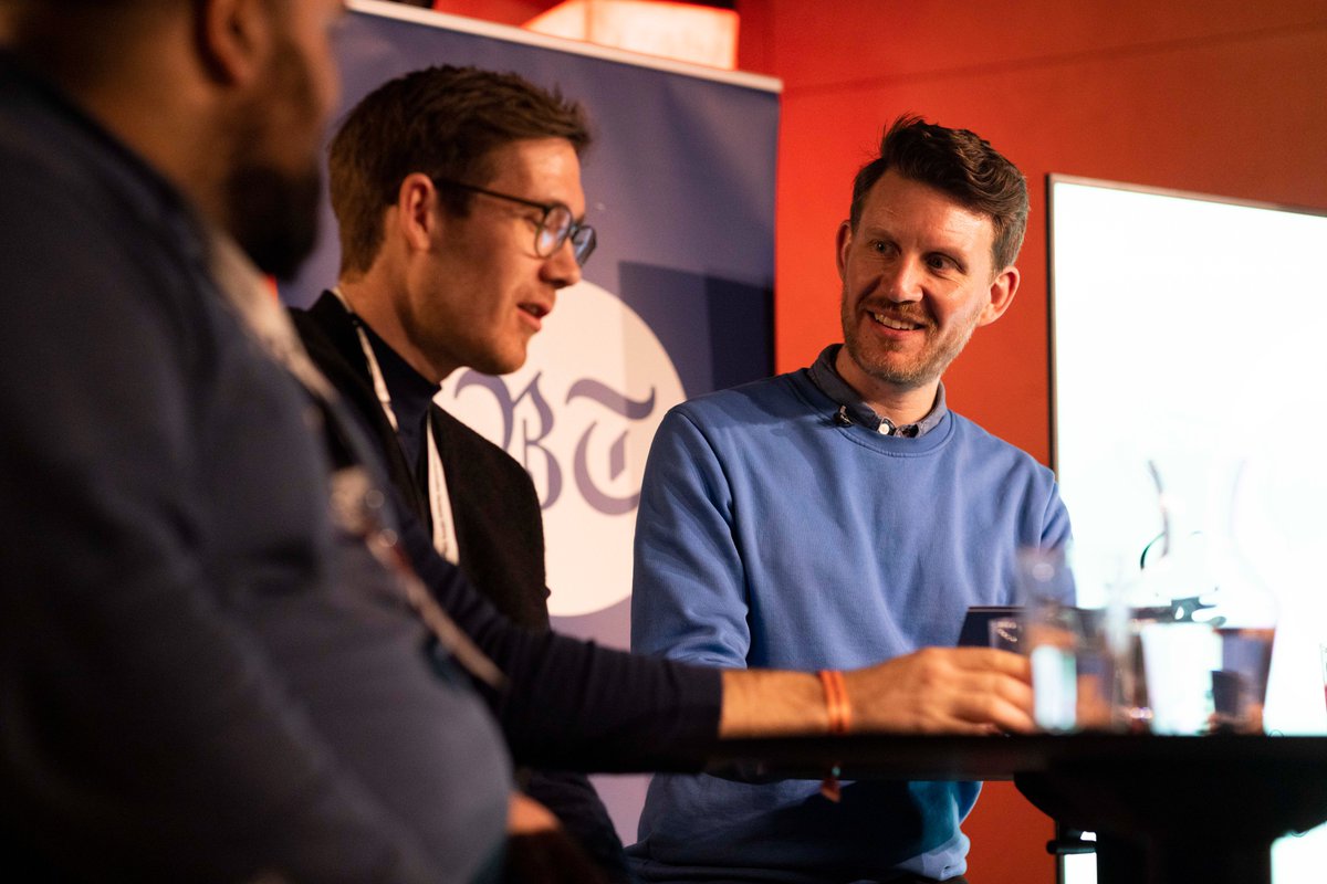 Endelig kan vi dele at vi fortsetter samarbeidet med Bergens Tidende! 
Dette betyr at BT-abonnenter vil få 20% rabatt på alle våre billetter til Varmere Våtere Villere 2024 gjennom BT Fordel. I tillegg vil BT bidra med redaksjonelt innhold på programmet.
varmerevaterevillere.no/nyheter/bt-bli…