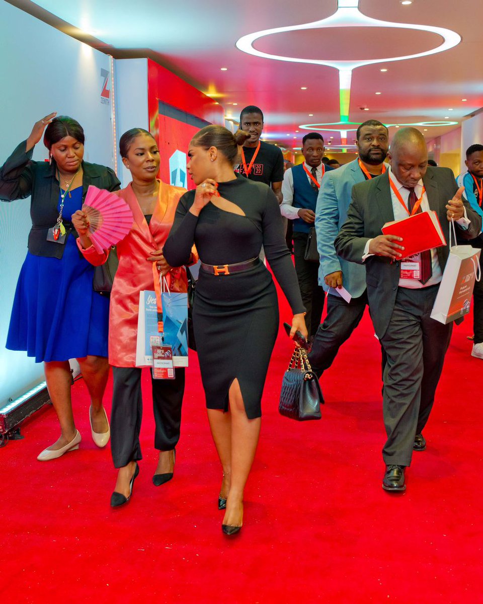 NigeriaNewsdesk's tweet photo. Tech lovers, make una show face for @ZenithBank Tech Fair. E go shake ground! #ZBTechFair2023 #ZBTechFair #ZenithBankTechFair #ZBTF2023 #ZenithTechFair2023 #FutureForward3 https://t.co/TnfZ1ywM0c