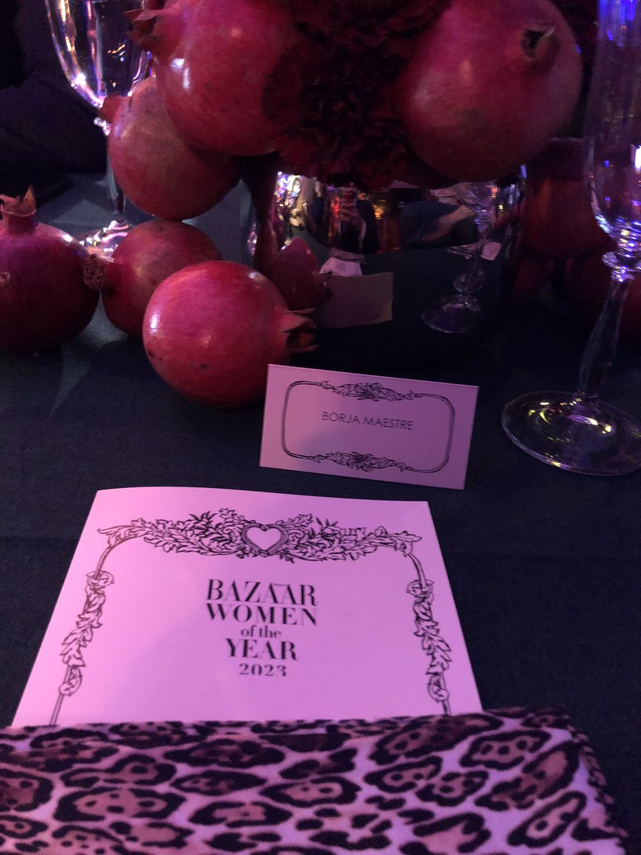 Anoche, lo pasamos genial en la fiesta #WomenOfTheYear2023 de #HarpersBazaar.
Gracias a mis amigos de #AlimentosDeEspaña por la invitación. Y a mis amigos de #GarciaMadrid por ponerme, siempre guapo.
Conocer a #RossyDePalma: un sueño.

#BorjaMaestre #EvaLongoria #ElleMacPherson