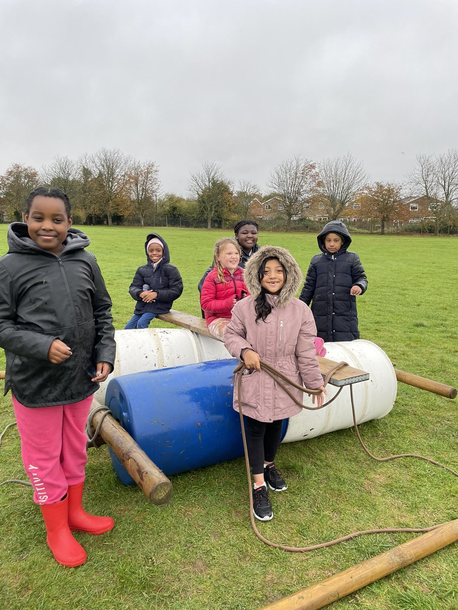 The girls are team buggy building