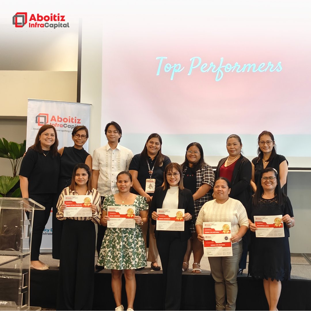AboitizInfraCap's tweet photo. AIC and Connected Women recently honored 27 women from Davao City for completing the Elevate AIDA training program. This was held in a graduation ceremony attended by AIC, Aboitiz Foundation, and LGU representatives. 👏🏽

#MakingItHappen #OneInfraCapital #ElevateAIDA https://t.co/xZj3AZnzqE