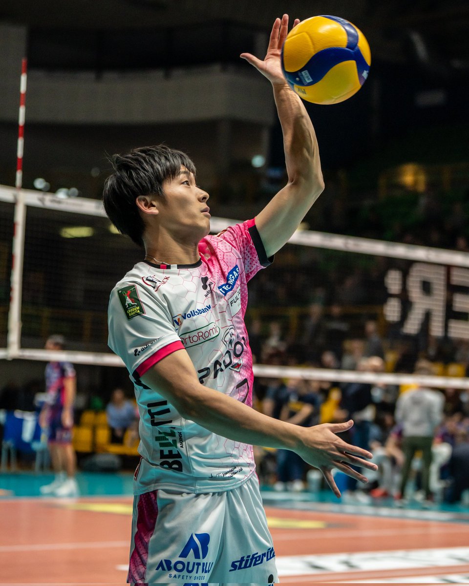 scs_kxj's tweet photo. 2023.11.15(水)
#superlega
#Palapanini
#modenapadova
#padova
#東京グレートベアーズ
#谷口渉 選手 https://t.co/DgdATelnGG
