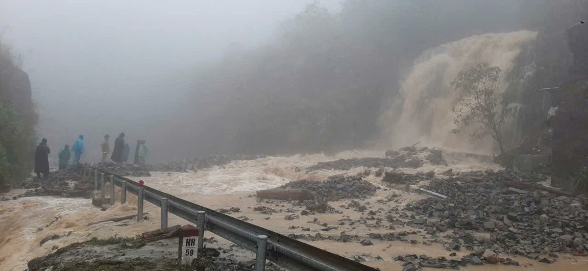 DPreziosi88's tweet photo. Natural disaster!
mother nature's power... https://t.co/tu4l3oKi6s