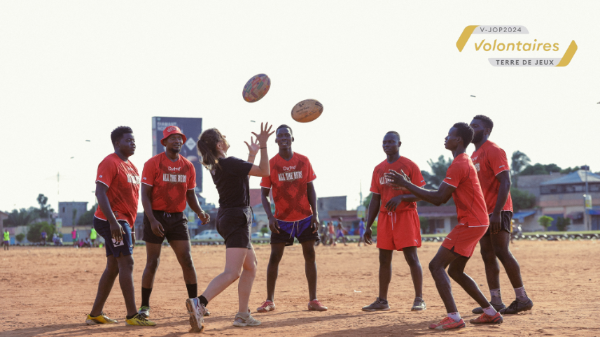 [AMI] En partenariat avec @Paris2024 & le @ServiceCivique et avec le soutien de @francediplo, FV lance 'Volontaires Terre de Jeux Paris 2024'. Organisations du sport, collectivités, assos : prêtes à accueillir des volontaires ? Répondez avant le 20/12. 👉bit.ly/40FLzFb