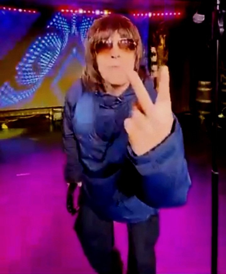 LiamG_TribShow's tweet photo. Today is gonna be the day.. #BenidormFiesta2023 @BeniEnthusiast @freshradiospain it's gonna be Biblical  !!! #fancydress #Benidorm #LiamGallagher #Oasis 
🇬🇧😎🍻✌🥳🇪🇦 https://t.co/wY72xnurV9