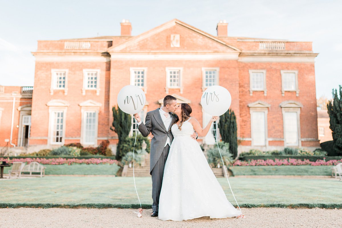 Special Prices at Kelmarsh Hall & Gardens.... Last minute wedding packages for January - March 2024 are perfect for couples who don’t want to wait! ow.ly/6g0H50Q4uT5 Contact weddings@kelmarsh.com for further details. @KelmarshHall