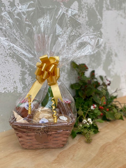 New Leaf, our vocational rehabilitation service based in #Exminster, have a limited quantity of #Christmas hampers available at £34.50. Everything is created with clients at New Leaf as part of their rehabilitation. Call 01392 823720 or email dpn-tr.NewLeaf@nhs.net to order.