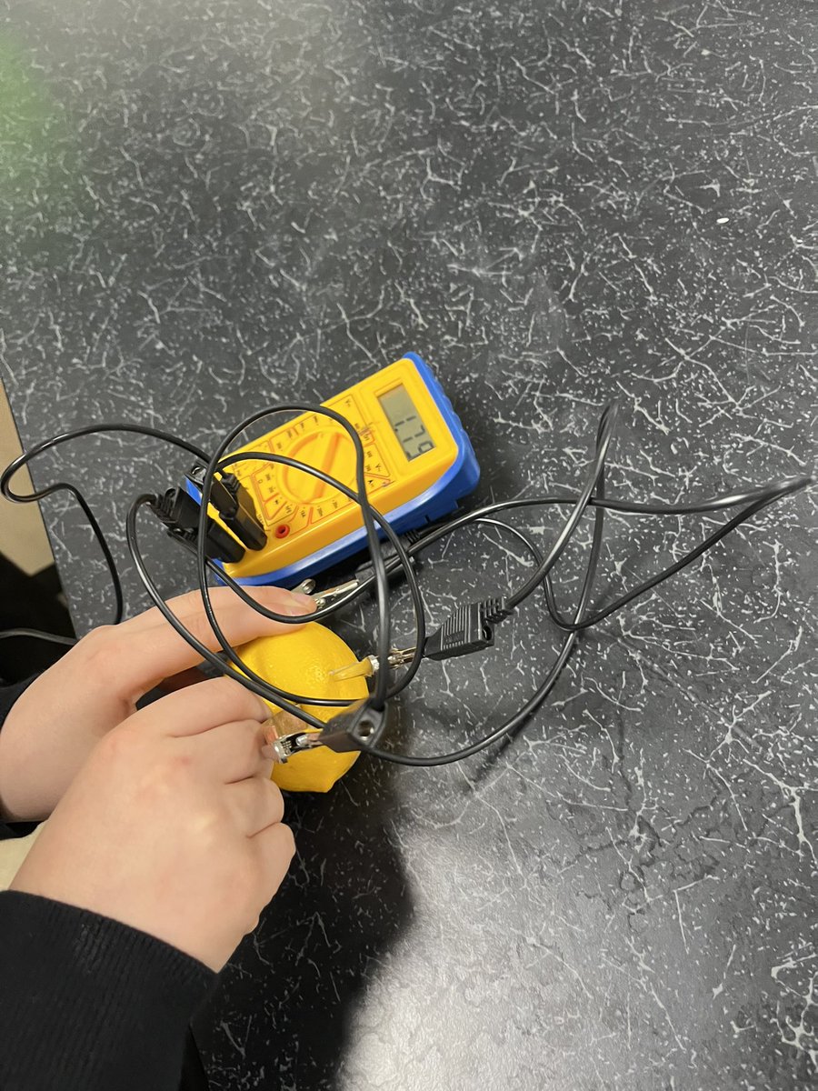 Mr Carson tweet media