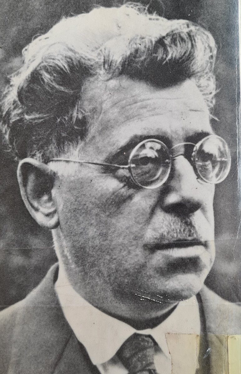 AthenTimon's tweet photo. Die Rechtspsychologie ist wieder stark im Kommen.
Um an die geschichtlichen Wurzeln zu erinnern, sei hier eine Passage des beeindruckenden Rechtsanwalts Ludwig Bendix (1877-1954) zitiert.

Thema: Richter (maskulin) und Erotik (feminin).

1/5 https://t.co/hrFjExl8yp