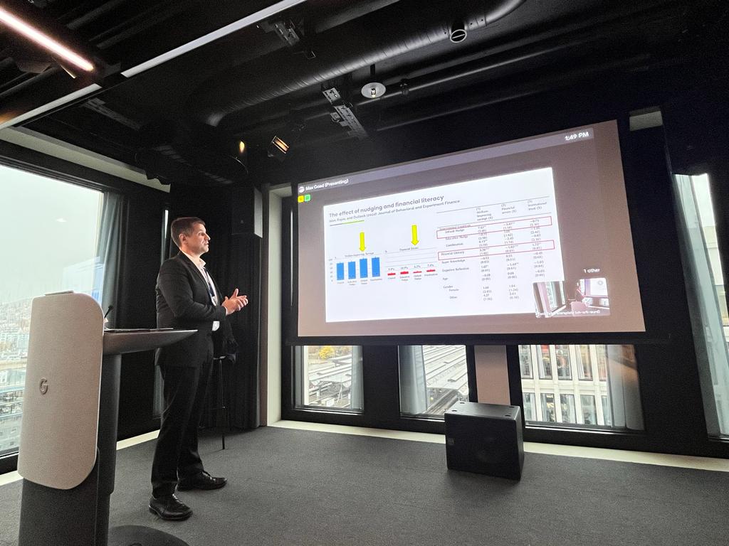 OwenJamesFS's tweet image. This Tuesday, we had the privilege of having with us two remarkable keynote speakers Tobias Kaymak, Data Analytics Specialist, Google Cloud Switzerland and Enrico De Giorgi, Co-founder at Yainvest at #WealthTechMatters Switzerland bit.ly/3QEHSLn