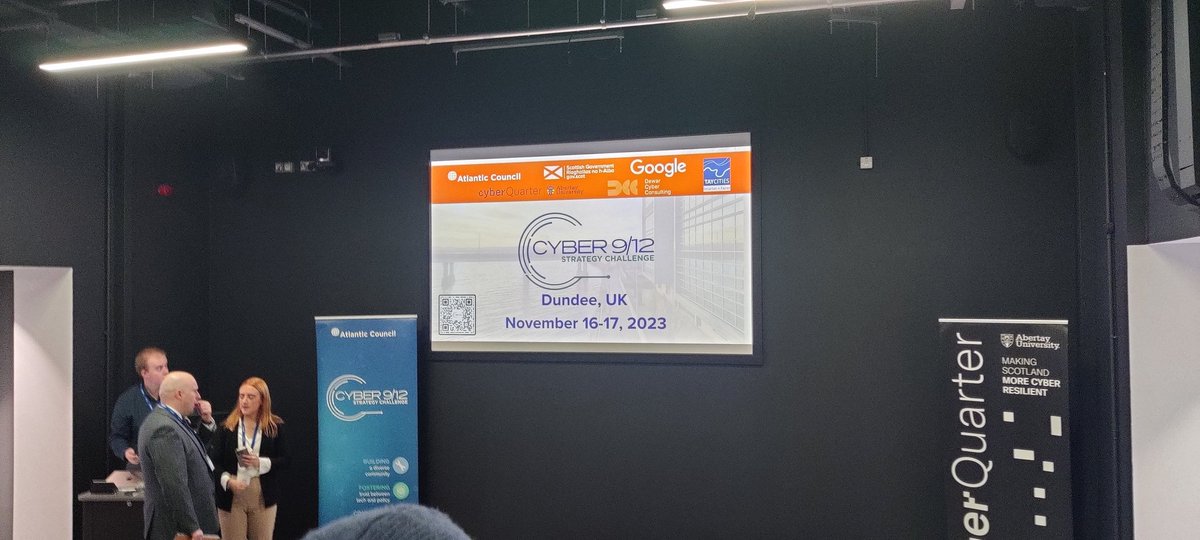 LyraOnTwiter tweet media