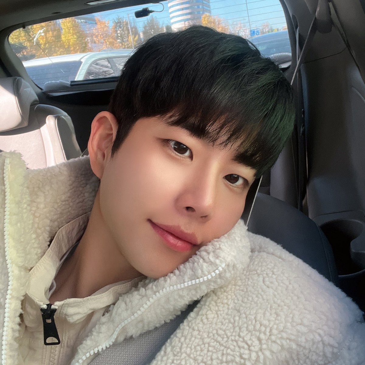 수능 보느라 많이 떨렸죠?? 그동안 고생 많았어요^^ 오늘 하루만큼은 자기 자신 토닥토닥해주기~~ 
글쓴이 엠수능
#행복한날들이가득할거야