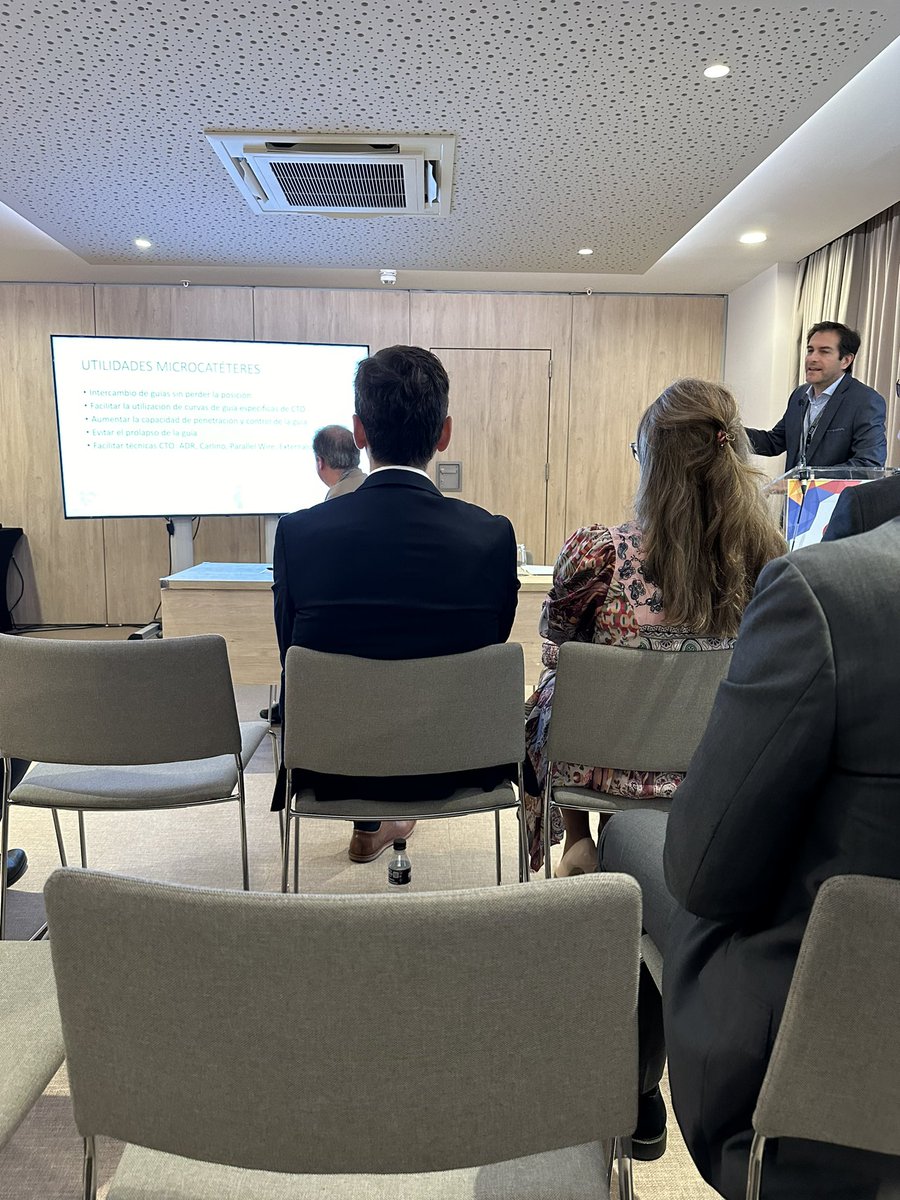 Borja Rivero Santana (@borjariversa) on Twitter photo Empezando la jornada de hoy con la sesión magistral sobre CTO en <a href="/CSC_interv/">CSConline</a> ¿cómo usar el CTO toolbox? @AJuradoRoman <a href="/icsMillan/">Xavier Millán</a> @AnaSerradorFrutos @JoseAntonioFernandez <a href="/Hemodin_LaPaz/">Hemodinamica_LaPaz</a> Empezando la jornada de hoy con la sesión magistral sobre CTO en <a href="/CSC_interv/">CSConline</a> ¿cómo usar el CTO toolbox? @AJuradoRoman <a href="/icsMillan/">Xavier Millán</a> @AnaSerradorFrutos @JoseAntonioFernandez <a href="/Hemodin_LaPaz/">Hemodinamica_LaPaz</a>