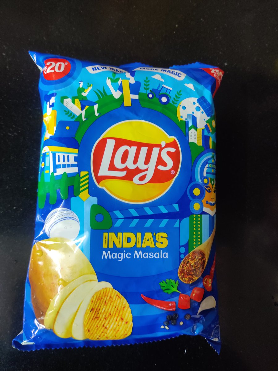 Shivp77's tweet image. @Swiggy @SwiggyCares - How are both the images/product same? I had ordered blue lays expecting the original #bluelays pack. But instead the the limited edition pack was delivered. I asked for a replacement or refund. Both were denied on chat. Please help?