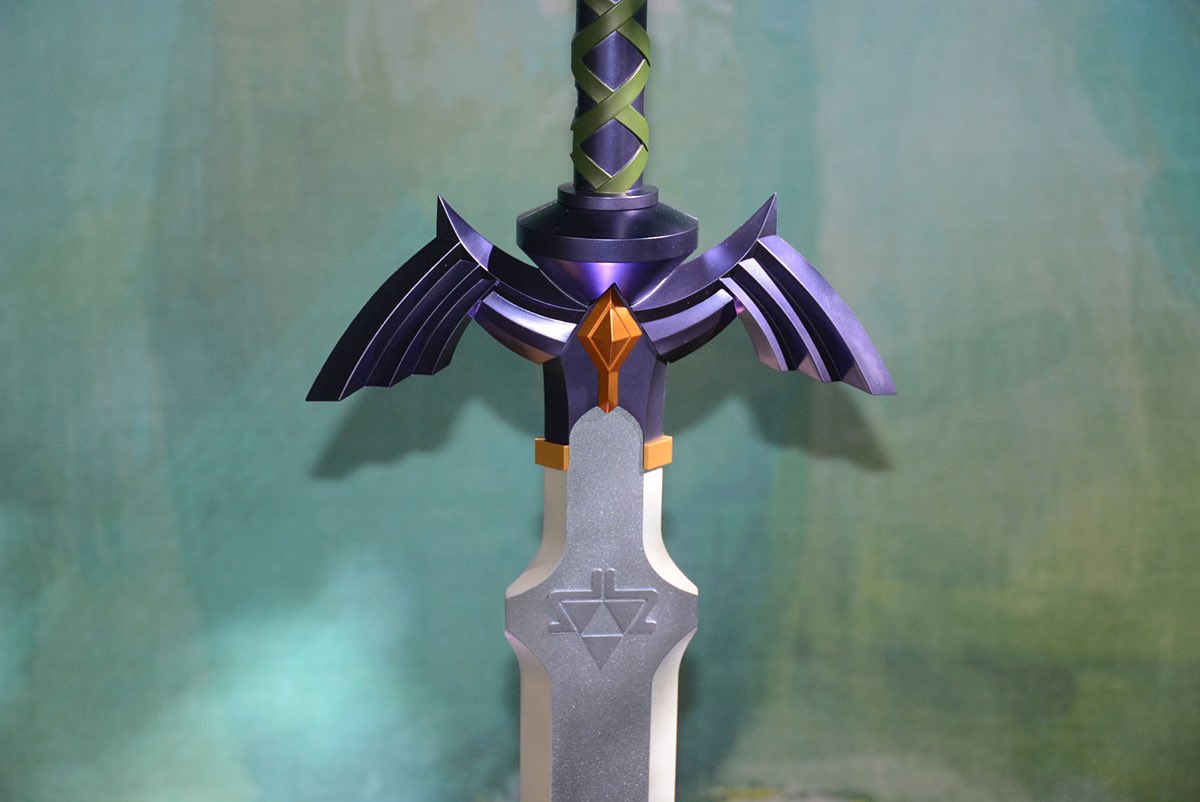 Genki_JPN's tweet photo. An official replica Master Sword by PROPLICA was revealed at the Tamashii Nation 2023 Event in Japan #Zelda https://t.co/pnUzbvQECW