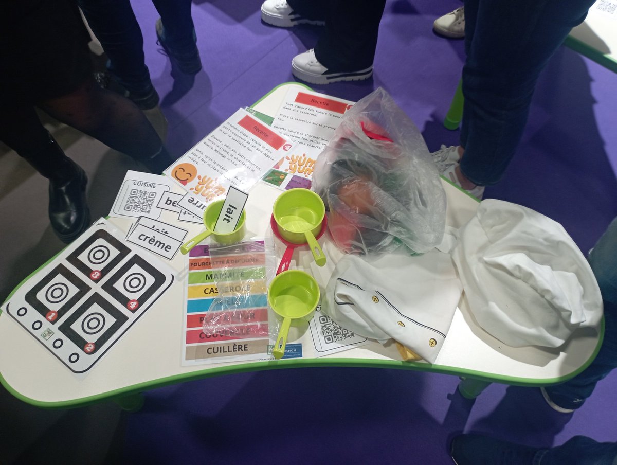ClasseLicorne's tweet photo. Un grand merci à @educatechexpo et Dys'Up pour cette super formation sur les scénarios pédagogiques et ludiques pour les #EBEP https://t.co/l6mi8O4HRd
