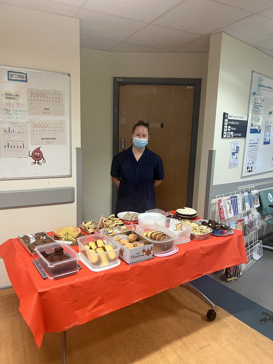 Get yourself to haematology daycase for a cake sale 10-12  

Vegan and Gluten Free also available 

<a href="/Harper89Laura/">laura harper</a> <a href="/TeamCAS3/">#TeamCAS</a>