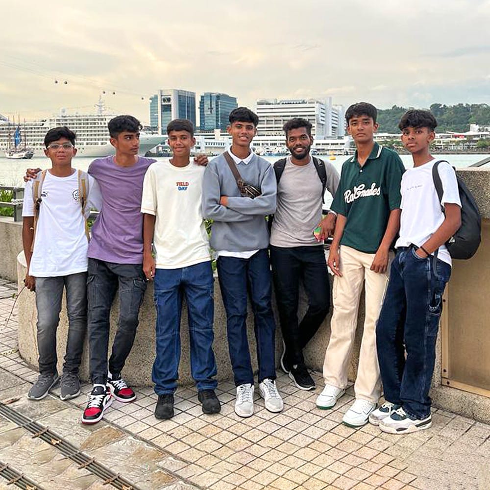 BBFSchools's tweet photo. Singa Cup 2023 diaries! 🤩
A trip to overseas also means you do some touristy things! Our players enjoying each other's company by indulging in new culture 🙌🏽
#BBFSYes #SingaCup #IndianFootball https://t.co/E7wwyufcrj