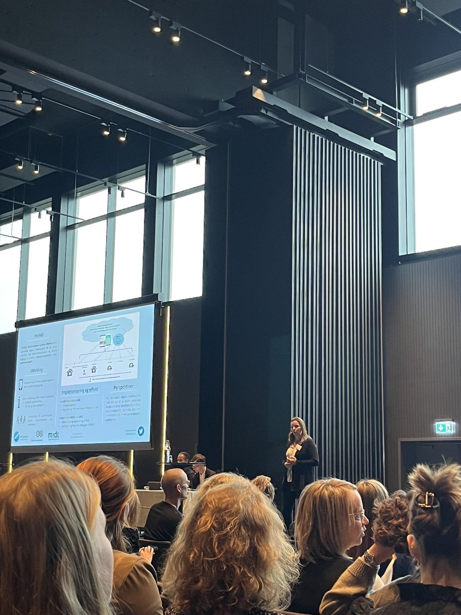 Ida Hovdenak præsenterer implementering af den digitale forløbsguide hos patienter med rectumcancer👌